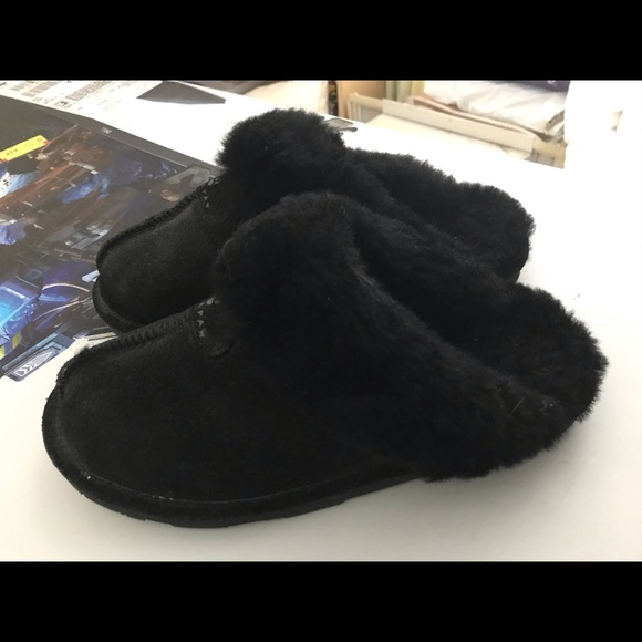 Bear Paw Black Slippers Size 9 Woman’s - Picture 5 of 10
